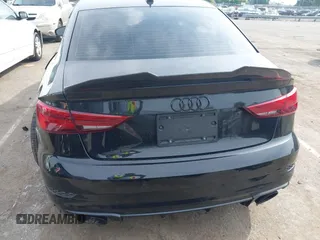 2019 Audi RS 3 z VIN WUABWGFF4KA906678, wystawiony jako IAAI lot #42468486 z przebiegiem 79 338 mil mil oraz . Historia ofert i sprzedaży dostępna na DreamBid. Obrazek 16.