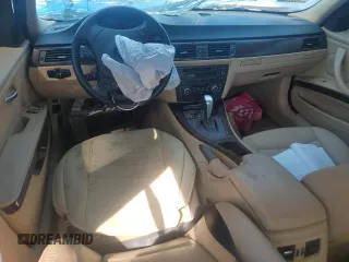 2008 BMW 3 Series 328xi with VIN WBAVC93558K043660, listed as a Copart auction lot 58417795 with Not provided miles and Salvage title. Bid and sale history available at DreamBid. Image 8.