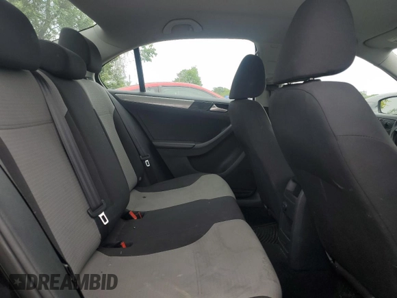 2017 Volkswagen Jetta S z VIN 3VW2B7AJ4HM385734, wystawiony jako Copart lot #58156175 z przebiegiem 145 865 mil mil oraz Szkoda całkowita • Salvage title. Historia ofert i sprzedaży dostępna na DreamBid. Obrazek 10.