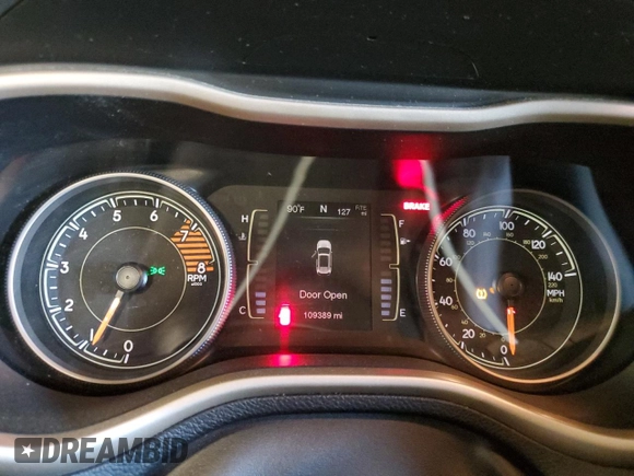 2016 Jeep Cherokee Latitude с VIN 1C4PJMCS1GW366685, выставлен на аукционе Copart как лот 62065555 с пробегом 109 389 миль миль и Чистый • Clean title. История ставок и продаж доступна на DreamBid. Изображение 9.