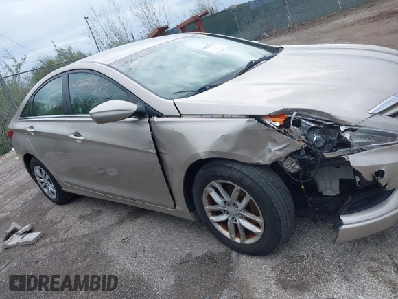 2011 Hyundai Sonata GLS with VIN 5NPEB4AC2BH061548, listed as a IAAI auction lot 42055422 with 131,366 mi miles and . Bid and sale history available at carsss.com. Image 13.
