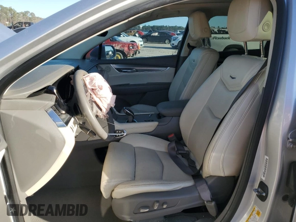 2017 Cadillac XT5 Premium Luxury FWD with VIN 1GYKNCRS2HZ226414, listed as a Copart auction lot 47858955 with 168,442 mi miles and Salvage Title. Bid and sale history available at DreamBid. Image 7.