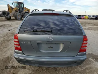 2004 Mercedes-Benz C 240 with VIN WDBRH61J44F512646, listed as a Copart auction lot 88919695 with Not provided miles and Salvage title. Bid and sale history available at DreamBid. Image 6.