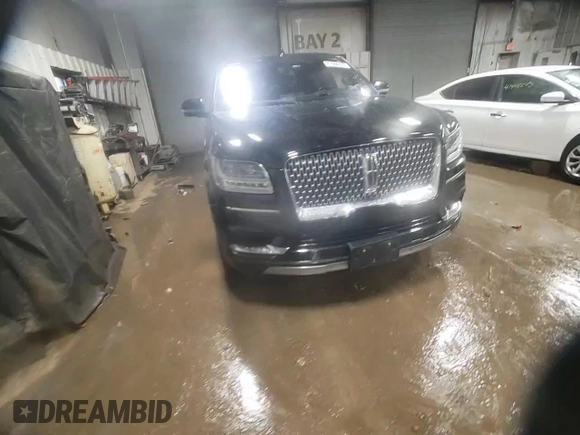 2019 Lincoln Navigator Reserve with VIN 5LMJJ2LT5KEL17211, listed as a Copart auction lot 47668475 with 102,903 mi miles and Salvage title. Bid and sale history available at DreamBid. Image 14.