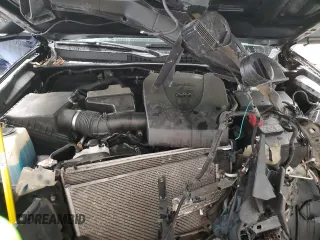 2019 Toyota Tacoma SR z VIN 5TFCZ5AN1KX196812, wystawiony jako Copart lot #51372065 z przebiegiem Nie podano mil oraz Szkoda całkowita • Salvage title. Historia ofert i sprzedaży dostępna na DreamBid. Obrazek 11.