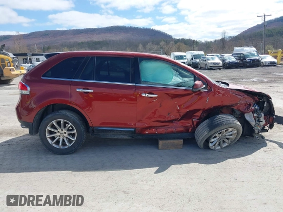 2015 Lincoln MKX with VIN 2LMDJ8JK3FBL24337, listed as a IAAI auction lot 41913926 with 142,619 mi miles. Bid and sale history available at carsss.com. Image 14.