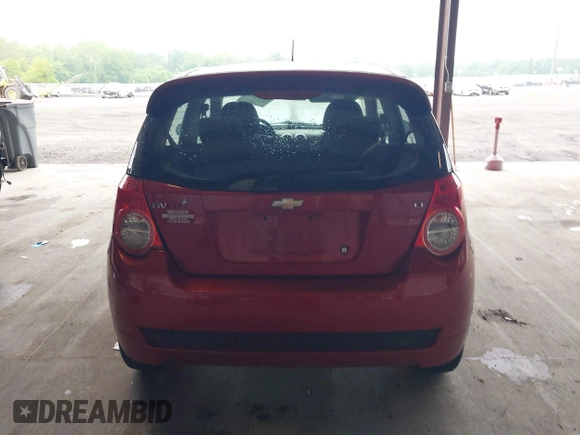 2011 Chevrolet Aveo 2LT z VIN KL1TG6DE1BB133821, wystawiony jako IAAI lot #42238620 z przebiegiem 158 225 mil mil oraz . Historia ofert i sprzedaży dostępna na DreamBid. Obrazek 16.