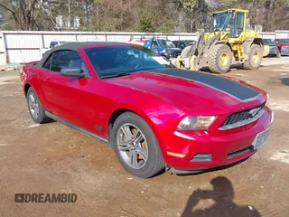 2012 Ford Mustang V6 with VIN 1ZVBP8EM4C5212726, listed as a IAAI auction lot 41509724 with 206,244 mi miles and . Bid and sale history available at carsss.com. Image 1.