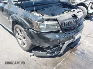 2017 Dodge Journey Crossroad Plus z VIN 3C4PDCGG9HT576434, wystawiony jako IAAI lot #42561944 z przebiegiem 118 666 mil mil oraz . Historia ofert i sprzedaży dostępna na DreamBid. Obrazek 6.