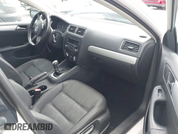 2012 Volkswagen Jetta TDI w/Premium & Nav with VIN 3VWLL7AJ8CM094552, listed as a IAAI auction lot 41962900 with 158,868 mi miles and . Bid and sale history available at DreamBid. Image 5.