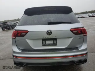 2024 Volkswagen Tiguan SE R-Line Black with VIN 3VV8B7AX5RM059395, listed as a Copart auction lot 47109115 with 5,652 mi miles and Salvage Title. Bid and sale history available at carsss.com. Image 6.