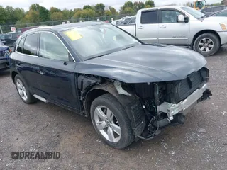 2018 Audi Q5 Premium Plus with VIN WA1BNAFY3J2095957, listed as a IAAI auction lot 40531503 with 64,195 mi miles. Bid and sale history available at carsss.com. Image 1.