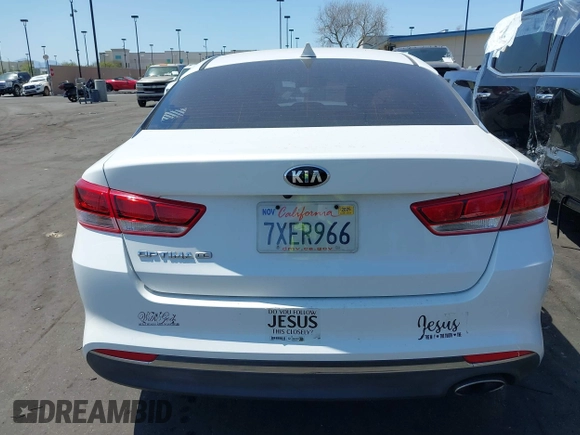 2016 Kia Optima LX with VIN 5XXGT4L37GG121295, listed as a IAAI auction lot 41922348 with 82,238 mi miles. Bid and sale history available at carsss.com. Image 17.