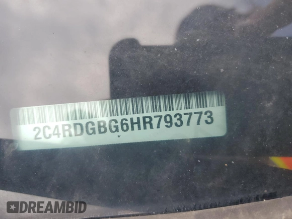 2017 Dodge Grand Caravan SE z VIN 2C4RDGBG6HR793773, wystawiony jako Copart lot #58641525 z przebiegiem 65 453 mil mil oraz Szkoda całkowita • Salvage title. Historia ofert i sprzedaży dostępna na DreamBid. Obrazek 13.