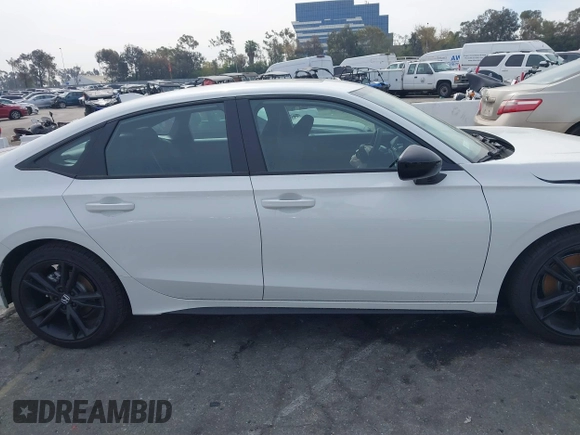 2025 Honda Civic Si with VIN 2HGFE1E52SH473243, listed as a IAAI auction lot 41680486 with 870 mi miles and . Bid and sale history available at DreamBid. Image 13.