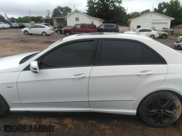 2012 Mercedes-Benz E 350 Luxury with VIN WDDHF8JB6CA573411, listed as a IAAI auction lot 42365181 with 215,242 mi miles and . Bid and sale history available at DreamBid. Image 14.