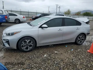 2021 Kia Forte LXS z VIN 3KPF24ADXME375744, wystawiony jako Copart lot #55235105 z przebiegiem 26 872 mil mil oraz Szkoda całkowita • Salvage title. Historia ofert i sprzedaży dostępna na DreamBid. Obrazek 1.