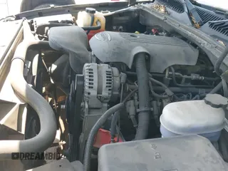 2005 Chevrolet Silverado 1500 LS с VIN 2GCEC19T551197663, выставлен на аукционе IAAI как лот 42519741 с пробегом 197 094 миль миль и . История ставок и продаж доступна на DreamBid. Изображение 19.