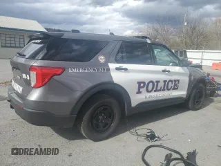 2024 Ford Police Interceptor Utility z VIN 1FM5K8AB9RGA69221, wystawiony jako Copart lot #51231915 z przebiegiem 3 386 mil mil oraz Szkoda całkowita • Salvage title. Historia ofert i sprzedaży dostępna na DreamBid. Obrazek 3.