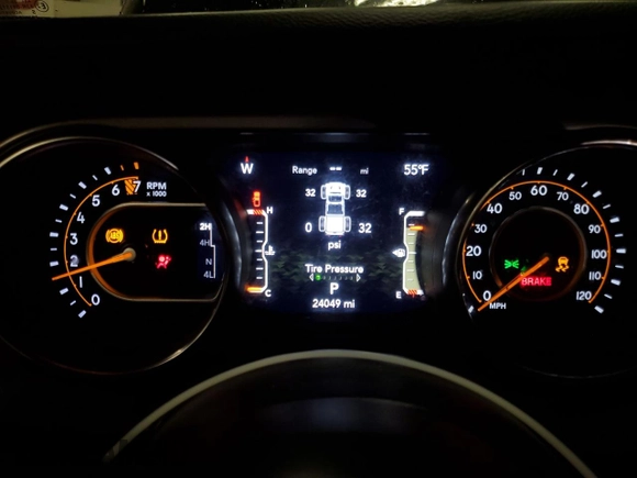 2022 Jeep Gladiator Sport S z VIN 1C6JJTAG7NL167838, wystawiony jako Copart lot #85275494 z przebiegiem 24 049 mil mil oraz Nie do naprawy • Non repairable. Historia ofert i sprzedaży dostępna na DreamBid. Obrazek 9.