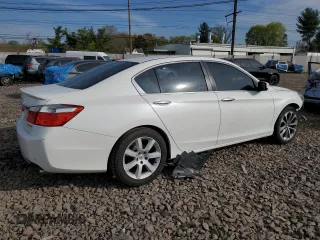 2014 Honda Accord Sedan Sport with VIN 1HGCR2F50EA284203, listed as a Copart auction lot 53720765 with 201,191 mi miles and Salvage Title. Bid and sale history available at carsss.com. Image 3.