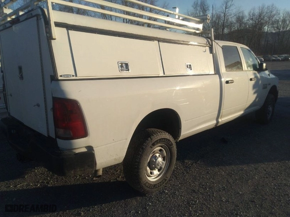2018 Ram 2500 Tradesman with VIN 3C6TR5HT0JG314024, listed as a IAAI auction lot 41683156 with 77,425 mi miles. Bid and sale history available at carsss.com. Image 4.