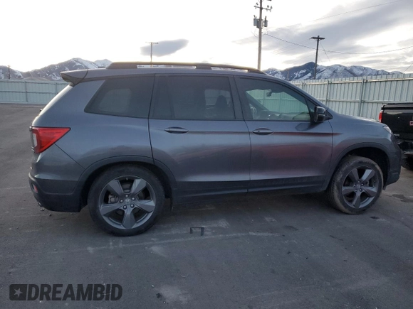 2021 Honda Passport Touring with VIN 5FNYF8H93MB006966, listed as a Copart auction lot 84738884 with 48,467 mi miles and Salvage Title. Bid and sale history available at carsss.com. Image 3.