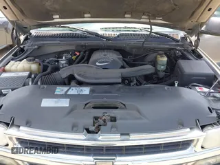2002 Chevrolet Suburban LT z VIN 1GNFK16T92J208121, wystawiony jako IAAI lot #42163490 z przebiegiem 177 145 mil mil oraz . Historia ofert i sprzedaży dostępna na DreamBid. Obrazek 10.
