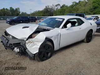 2019 Dodge Challenger SXT z VIN 2C3CDZAG0KH751765, wystawiony jako Copart lot #53436525 z przebiegiem 75 866 mil mil oraz Nie do naprawy • Non repairable. Historia ofert i sprzedaży dostępna na DreamBid. Obrazek 1.