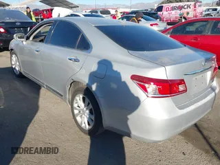 2011 Lexus ES with VIN JTHBK1EG2B2442931, listed as a IAAI auction lot 41337263 with 184,942 mi miles. Bid and sale history available at carsss.com. Image 3.