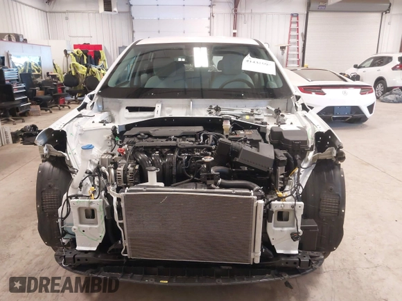 2024 Hyundai Kona SE with VIN KM8HA3AB5RU121514, listed as a IAAI auction lot 41431094 with 5,382 mi miles. Bid and sale history available at carsss.com. Image 6.