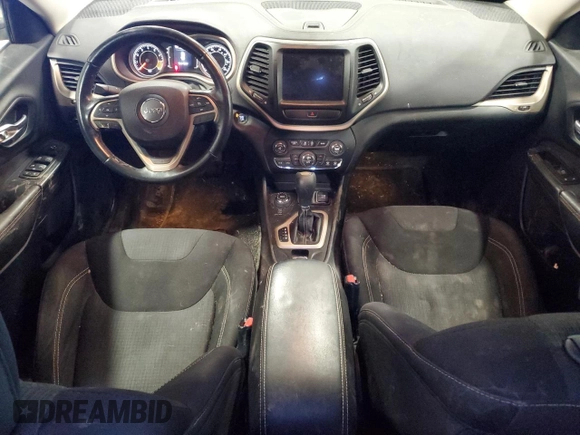 2015 Jeep Cherokee Latitude z VIN 1C4PJMCS4FW757084, wystawiony jako Copart lot #49025455 z przebiegiem 205 132 mil mil oraz Szkoda całkowita • Salvage title. Historia ofert i sprzedaży dostępna na DreamBid. Obrazek 8.