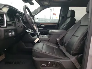 2022 GMC Sierra 1500 with VIN 3GTUUGET9NG526647, listed as a Copart auction lot 60050314 with 42,757 mi miles and Salvage Title. Bid and sale history available at DreamBid. Image 7.