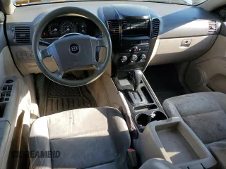 2004 Kia Sorento LX with VIN KNDJC733745294726, listed as a Copart auction lot 86626544 with 178,738 mi miles and Salvage Title. Bid and sale history available at carsss.com. Image 8.
