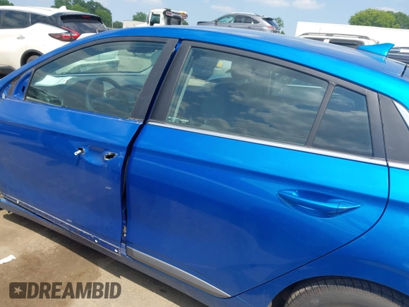 2017 Hyundai Ioniq SEL with VIN KMHC75LC0HU047671, listed as a IAAI auction lot 42404401 with 88,696 mi miles and . Bid and sale history available at DreamBid. Image 15.