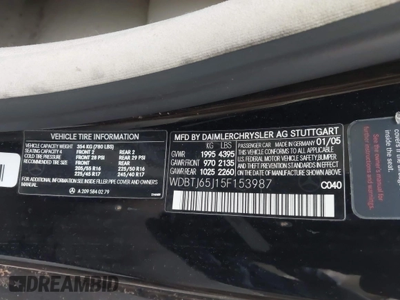 2005 Mercedes-Benz CLK 320 z VIN WDBTJ65J15F153987, wystawiony jako IAAI lot #41771112 z przebiegiem 208 754 mil mil oraz . Historia ofert i sprzedaży dostępna na DreamBid. Obrazek 9.