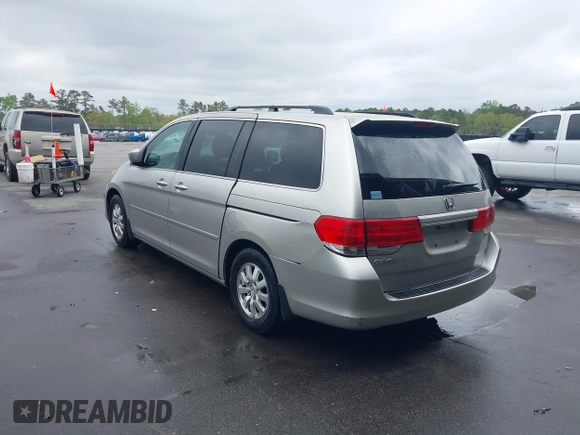 2008 Honda Odyssey EX with VIN 5FNRL38418B101360, listed as a IAAI auction lot 41862629 with 235,653 mi miles. Bid and sale history available at carsss.com. Image 3.