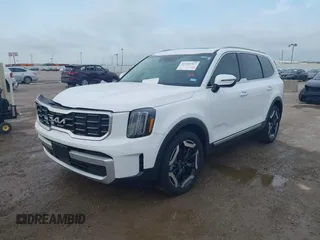 2024 Kia Telluride S with VIN 5XYP64GC2RG515044, listed as a IAAI auction lot 42345367 with 7,981 mi miles and . Bid and sale history available at DreamBid. Image 2.