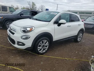2016 FIAT 500X Lounge z VIN ZFBCFYDT7GP368534, wystawiony jako Copart lot #54536585 z przebiegiem 103 707 mil mil oraz Szkody całkowita. Historia ofert i sprzedaży dostępna na DreamBid. Obrazek 1.
