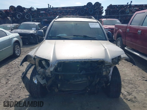 2003 Toyota 4Runner SR5 with VIN JTEZT14R830003936, listed as a IAAI auction lot 41493483 with 343,547 mi miles. Bid and sale history available at carsss.com. Image 12.