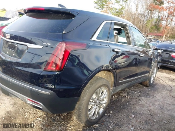 2021 Cadillac XT5 AWD Premium Luxury with VIN 1GYKNDRS5MZ122287, listed as a IAAI auction lot 41095095 with 40,230 mi miles. Bid and sale history available at carsss.com. Image 4.