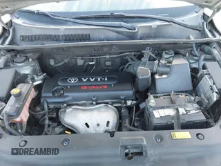 2008 Toyota RAV4 with VIN JTMZD33V386069231, listed as a IAAI auction lot 41939718 with 211,595 mi miles. Bid and sale history available at carsss.com. Image 10.