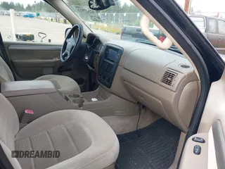 2004 Ford Explorer XLT z VIN 1FMDU73K14ZA30066, wystawiony jako IAAI lot #42327923 z przebiegiem 156 611 mil mil oraz . Historia ofert i sprzedaży dostępna na DreamBid. Obrazek 5.