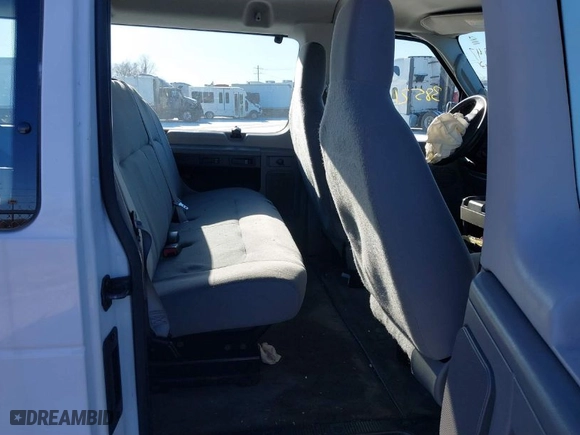 2012 Ford Econoline Wagon XL with VIN 1FBSS3BLXCDA01332, listed as a IAAI auction lot 38521947 with 1 mi miles. Bid and sale history available at carsss.com. Image 8.