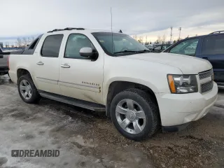 2010 Chevrolet Avalanche with VIN 3GNVKGE24AG273420, listed as a Copart auction lot 86592044 with 173,596 mi miles and Non Repairable. Bid and sale history available at DreamBid. Image 4.