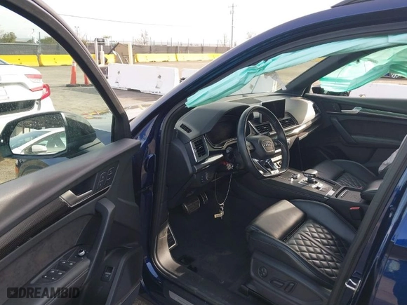 2019 Audi SQ5 Premium Plus with VIN WA1B4AFY7K2118533, listed as a IAAI auction lot 41831763 with 66,432 mi miles. Bid and sale history available at carsss.com. Image 5.