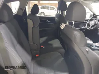 2018 Kia Sorento LX with VIN 5XYPGDA34JG360880, listed as a IAAI auction lot 41891431 with 90,996 mi miles. Bid and sale history available at carsss.com. Image 8.