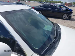 2015 Lexus IS 250 z VIN JTHCF1D28F5027728, wystawiony jako IAAI lot #42240807 z przebiegiem 89 854 mil mil oraz . Historia ofert i sprzedaży dostępna na DreamBid. Obrazek 8.