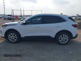 2024 Ford Escape Active с VIN 1FMCU0GN6RUA21360, выставлен на аукционе IAAI как лот 42295706 с пробегом 12 815 миль миль и . История ставок и продаж доступна на DreamBid. Изображение 14.