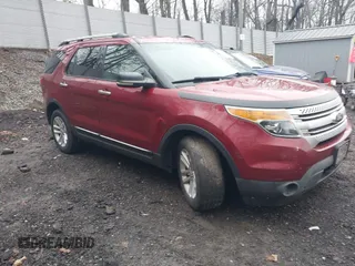 2013 Ford Explorer XLT with VIN 1FM5K8D85DGA47144, listed as a IAAI auction lot 42009829 with 215,192 mi miles and . Bid and sale history available at carsss.com. Image 1.